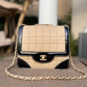Chanel two-tone beige square black classic flap medium shoulder bag vintage